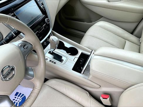 Used 2015 Nissan Murano Platinum w/ Platinum Technology Package AWD/4WD image 15
