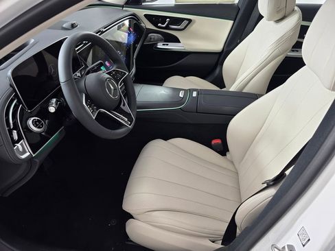 New 2026 Mercedes-Benz E 450 4MATIC Sedan image 6