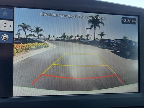 Used 2025 Hyundai Elantra Sport FWD image 14