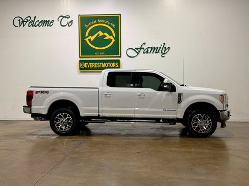 Used 2020 Ford F250 Lariat w/ Lariat Ultimate Package AWD/4WD image 10