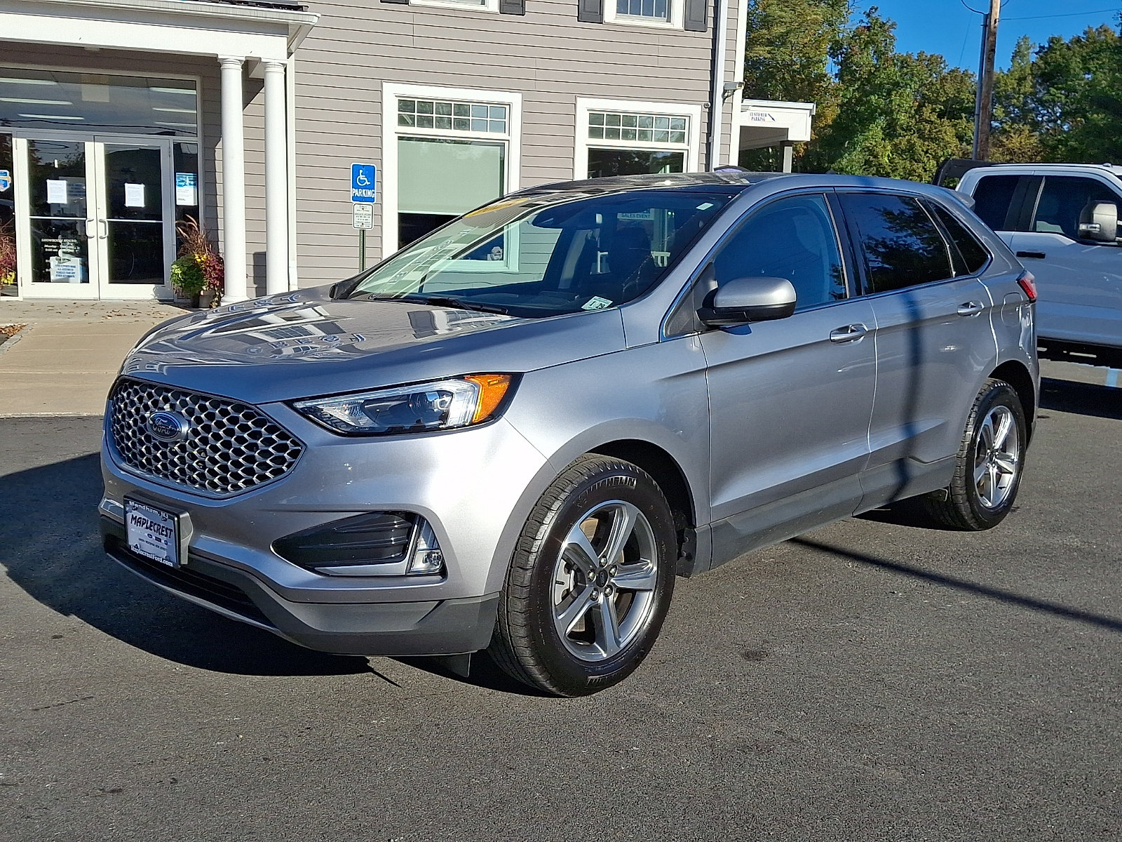 Used 2024 Ford Edge SEL w/ Convenience Package AWD/4WD image 1