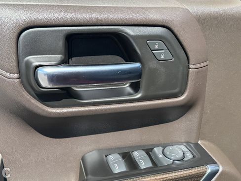Used 2019 Chevrolet Silverado 1500 LT Trail Boss AWD/4WD image 19