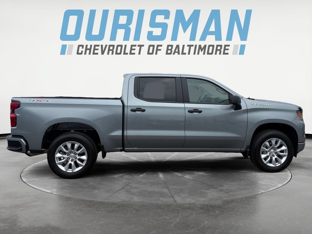 Used 2026 Chevrolet Silverado 1500 Custom AWD/4WD image 7