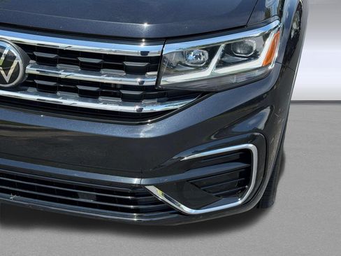 Used 2021 Volkswagen Atlas SE w/ Panoramic Sunroof Package AWD/4WD image 11