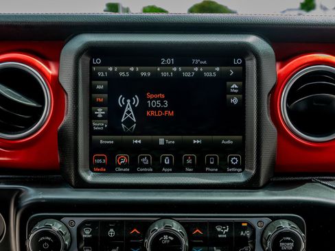 Used 2022 Jeep Wrangler Unlimited Rubicon w/ Steel Bumper Group AWD/4WD image 24