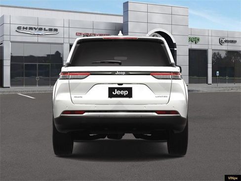 New 2025 Jeep Grand Cherokee Limited image 6