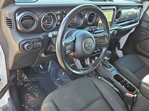 Used 2021 Jeep Wrangler Unlimited Sport image 10