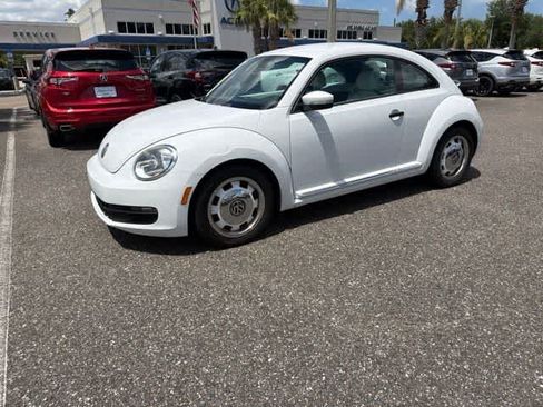 Used 2015 Volkswagen Beetle 1.8T FWD image 25