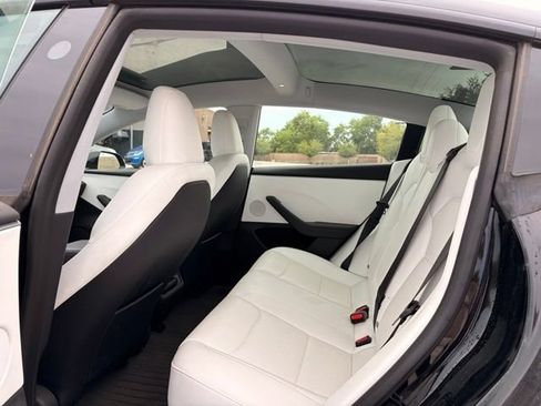Used 2025 Tesla Model 3 Long Range AWD/4WD image 14