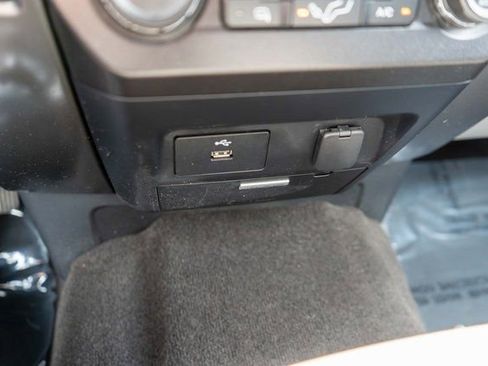 Used 2018 Ford F250 XLT AWD/4WD image 29