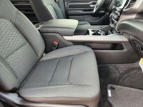 New 2026 RAM 1500 4x4 Crew Cab image 13