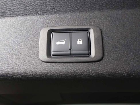 New 2025 Mitsubishi Outlander AWD image 25