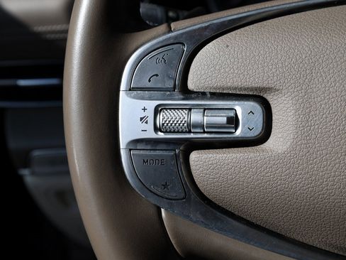 Used 2021 Genesis GV80 2.5T w/ Prestige Package 05 image 42