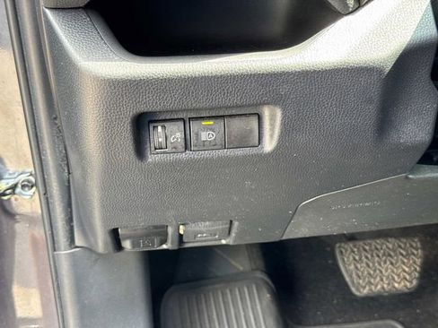 Used 2023 Toyota RAV4 LE FWD image 24