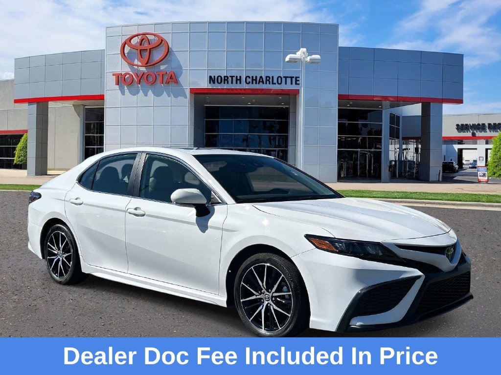 Used 2024 Toyota Camry SE w/ Convenience Package FWD 360° Tour
