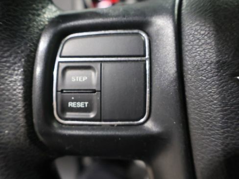 Used 2014 Chrysler 200 LX image 30