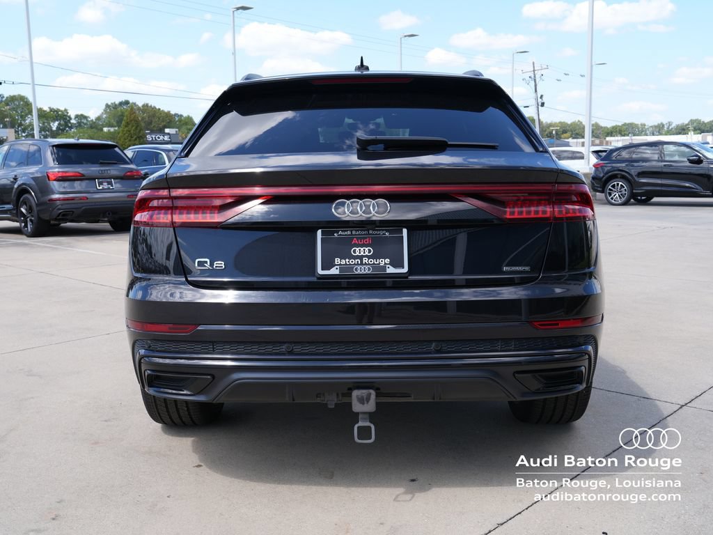 Used 2021 Audi Q8 Prestige w/ Prestige Package AWD/4WD image 4