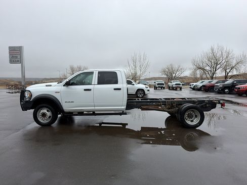 Used 2021 RAM 4500 Tradesman w/ Chrome Appearance Group AWD/4WD image 24