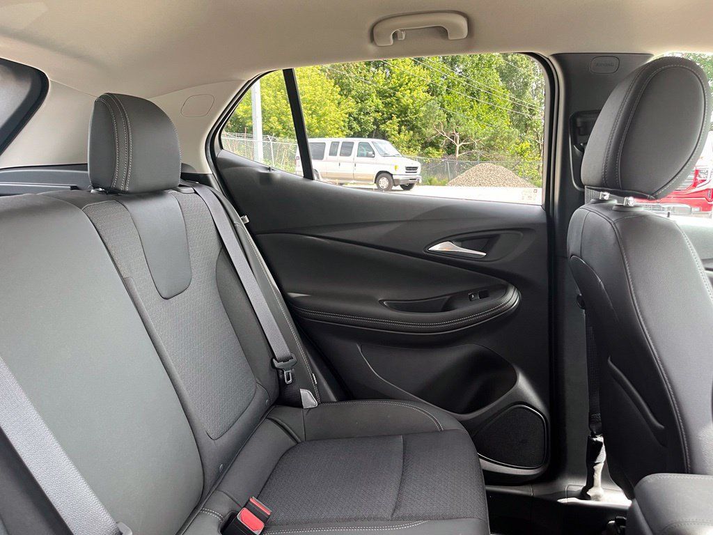 Used 2024 Buick Encore GX Preferred FWD image 36