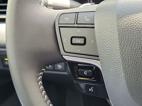 New 2026 Toyota Camry SE image 9