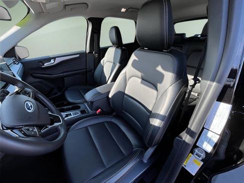 Used 2025 Ford Escape Platinum image 12