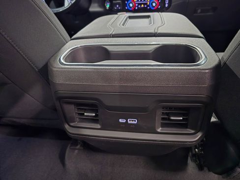 Used 2022 Chevrolet Silverado 1500 LT Trail Boss image 40