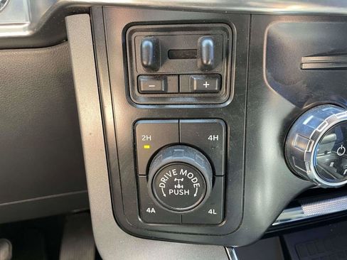 Certified 2022 Ford F150 Lariat w/ Trailer Tow Package AWD/4WD image 24