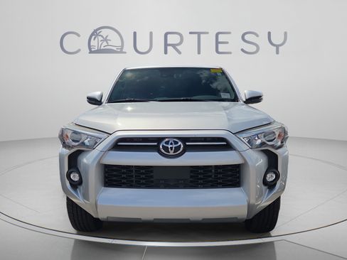 Certified 2021 Toyota 4Runner SR5 Premium RWD image 4