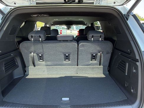 New 2026 Chevrolet Traverse LT FWD image 10