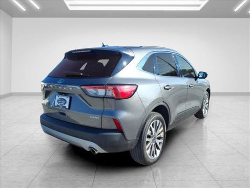 Used 2022 Ford Escape Titanium AWD/4WD image 10