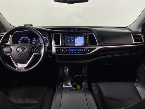 Used 2016 Toyota Highlander Limited Platinum AWD/4WD image 14