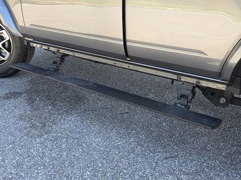 Used 2024 Ford Bronco Outer Banks image 35