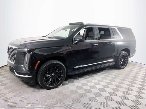 Certified 2025 Cadillac Escalade ESV Premium Luxury AWD/4WD image 1