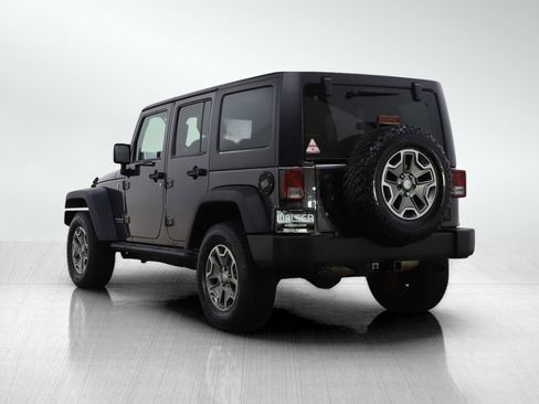 Used 2016 Jeep Wrangler Unlimited Rubicon w/ Connectivity Group image 3