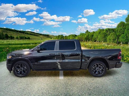 Used 2024 RAM 1500 Limited AWD/4WD image 3
