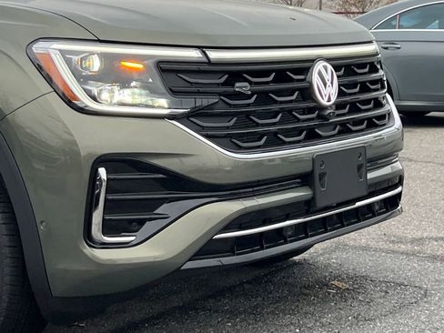 New 2026 Volkswagen Atlas Cross Sport SEL Premium R-Line AWD/4WD image 4