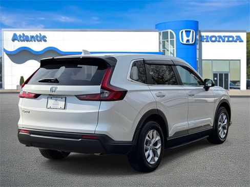 Certified 2025 Honda CR-V LX image 5