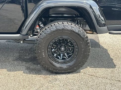 Certified 2025 Jeep Gladiator Mojave AWD/4WD image 21