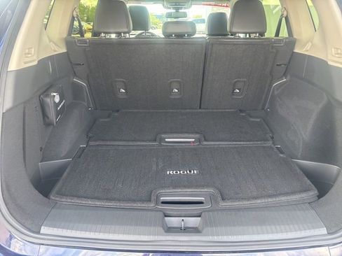Used 2025 Nissan Rogue SL w/ Tech Package AWD/4WD image 26