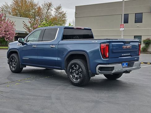 Used 2024 GMC Sierra 1500 SLT AWD/4WD image 4
