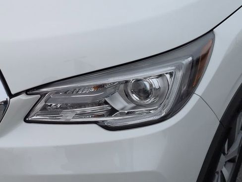 Used 2021 Subaru Ascent Premium w/ Convenience Package image 9