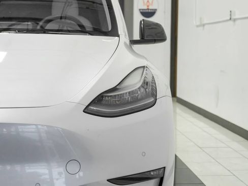 Used 2021 Tesla Model Y Long Range AWD/4WD image 58