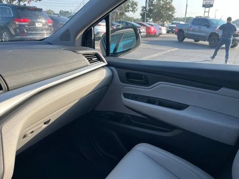 Used 2020 Honda Odyssey EX-L image 24