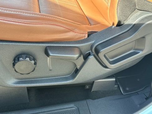 Used 2024 Ford Bronco Heritage Edition AWD/4WD image 36