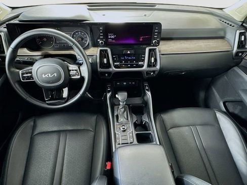 Used 2023 Kia Sorento S w/ Panoramic Sunroof Package AWD/4WD image 24