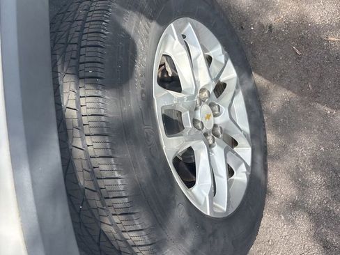 Used 2018 Chevrolet Traverse LT FWD image 10
