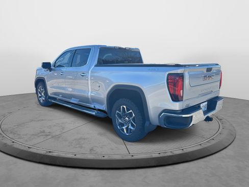 Used 2022 GMC Sierra 1500 SLT w/ SLT Premium Package image 6