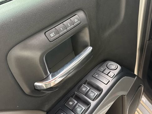 Used 2018 Chevrolet Silverado 1500 LTZ Z71 image 14