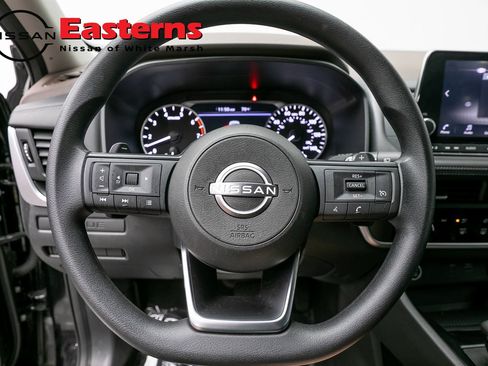 Used 2023 Nissan Rogue S FWD image 10