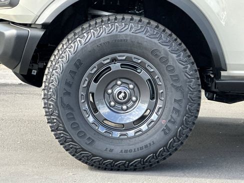 New 2025 Ford Bronco Badlands w/ Sasquatch Package image 26